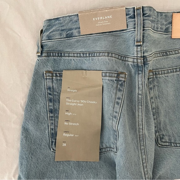 Everlane The Curvy 90’s Cheeky Straight Jean - Picture 1 of 11